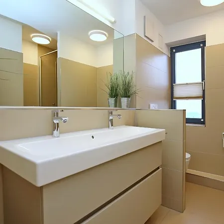 Papillon 06-8 Apartament *