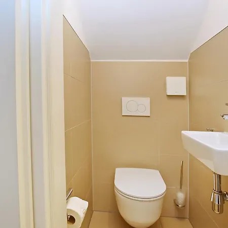 Papillon 06-8 Apartament