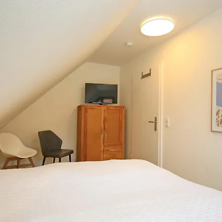 Papillon 06-8 Boltenhagen (Ostseebad)