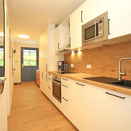 Papillon 06-8 Boltenhagen (Ostseebad)